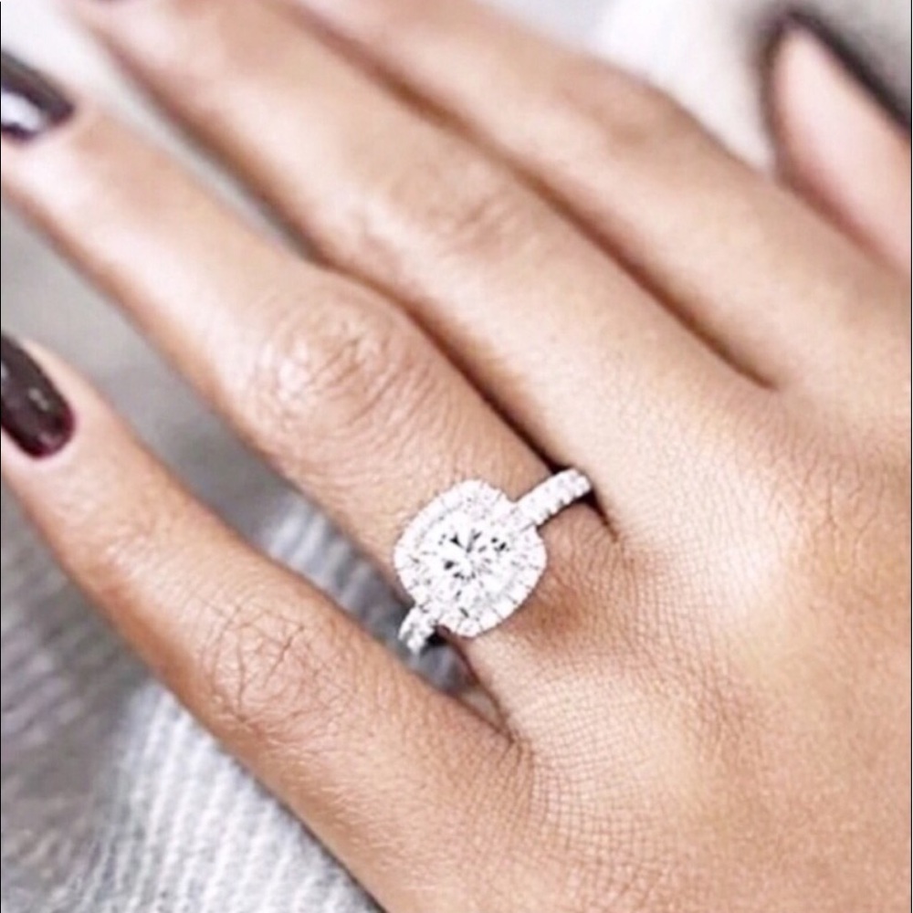 3 for $30❗️CLOSING CLOSET 🌟Halo Cut Ring